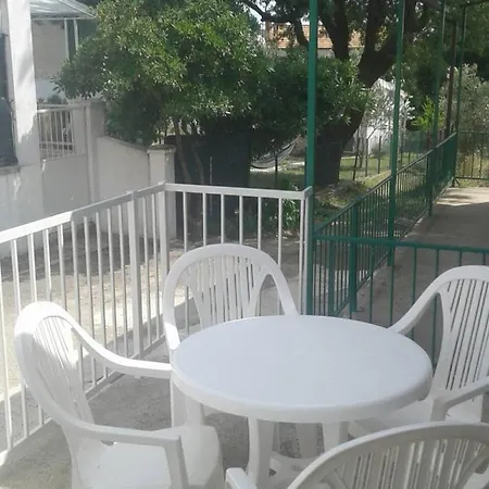 Apartment Goga2 Pirovac